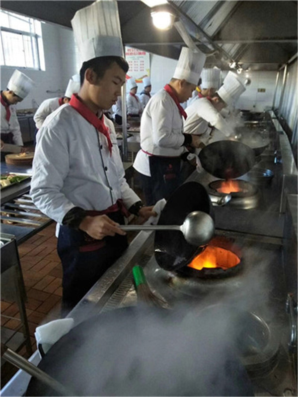 保定蠡县周边的厨师学校哪家好厨师技校哪家好学费多少