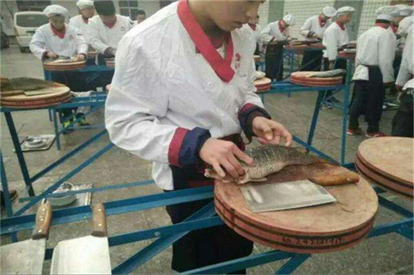 石家庄专业学厨师烹饪的技校